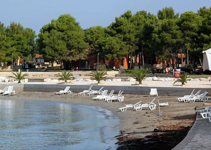 Appartement With Parking Space - 2529 *